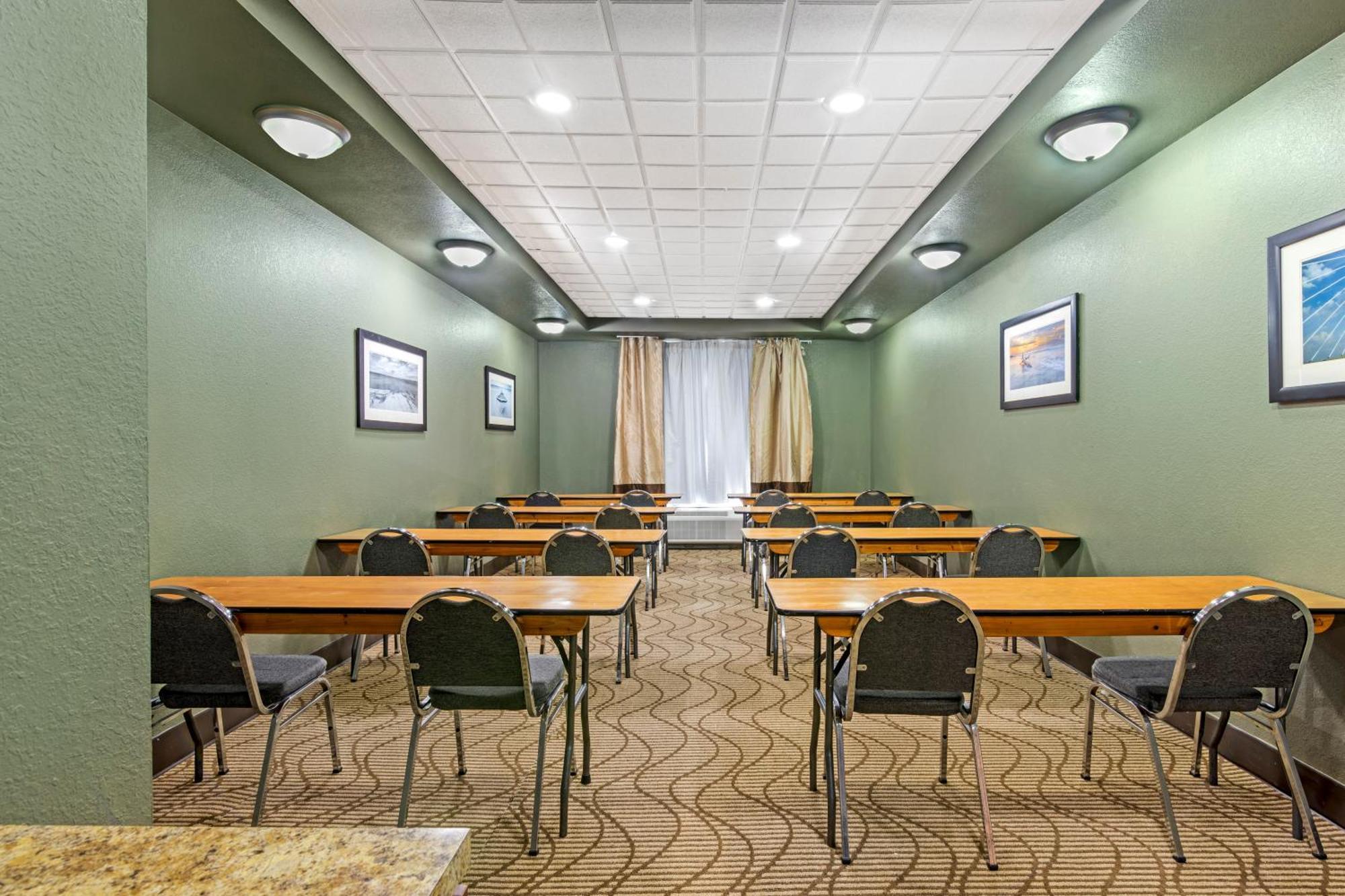 Comfort Suites Brunswick Eksteriør bilde